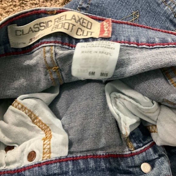 Levi’s 550 Classic Relaxed Boot Cut Blue Jeans Size 6 - Picture 3 of 6
